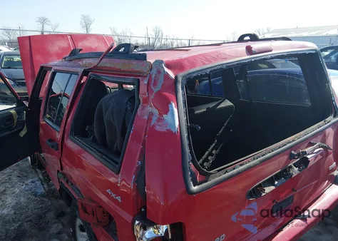 2000 Jeep Cherokee Sport z USA, uszkodzony, nr VIN 1J4FF48S2YL141744